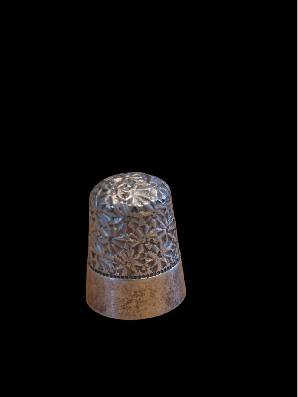 Antique Waite & Thresher Size 8 Sterling Thimble